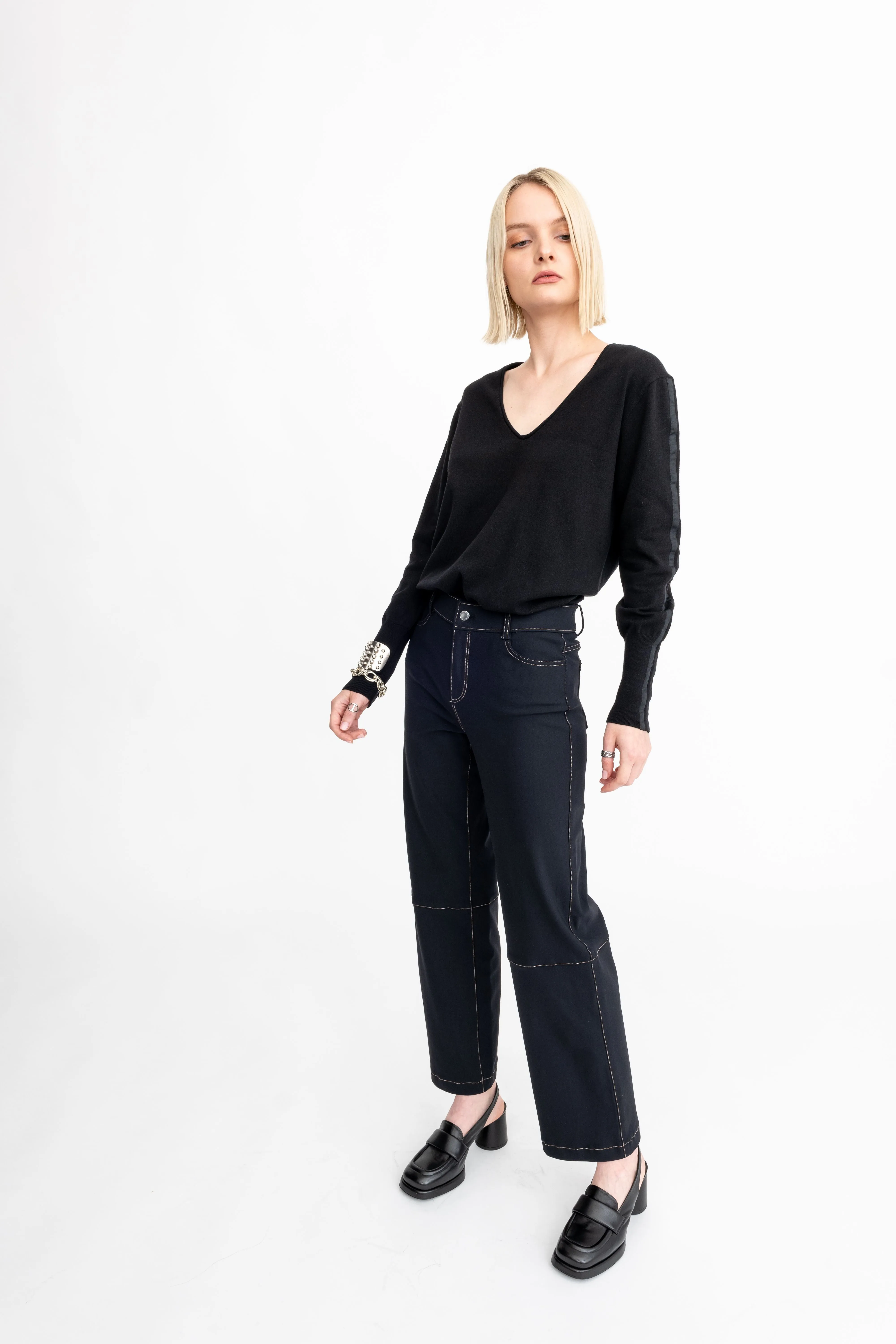 Cotton V Neck Knit Top with Grosgrain Tape - ALBAN H24
