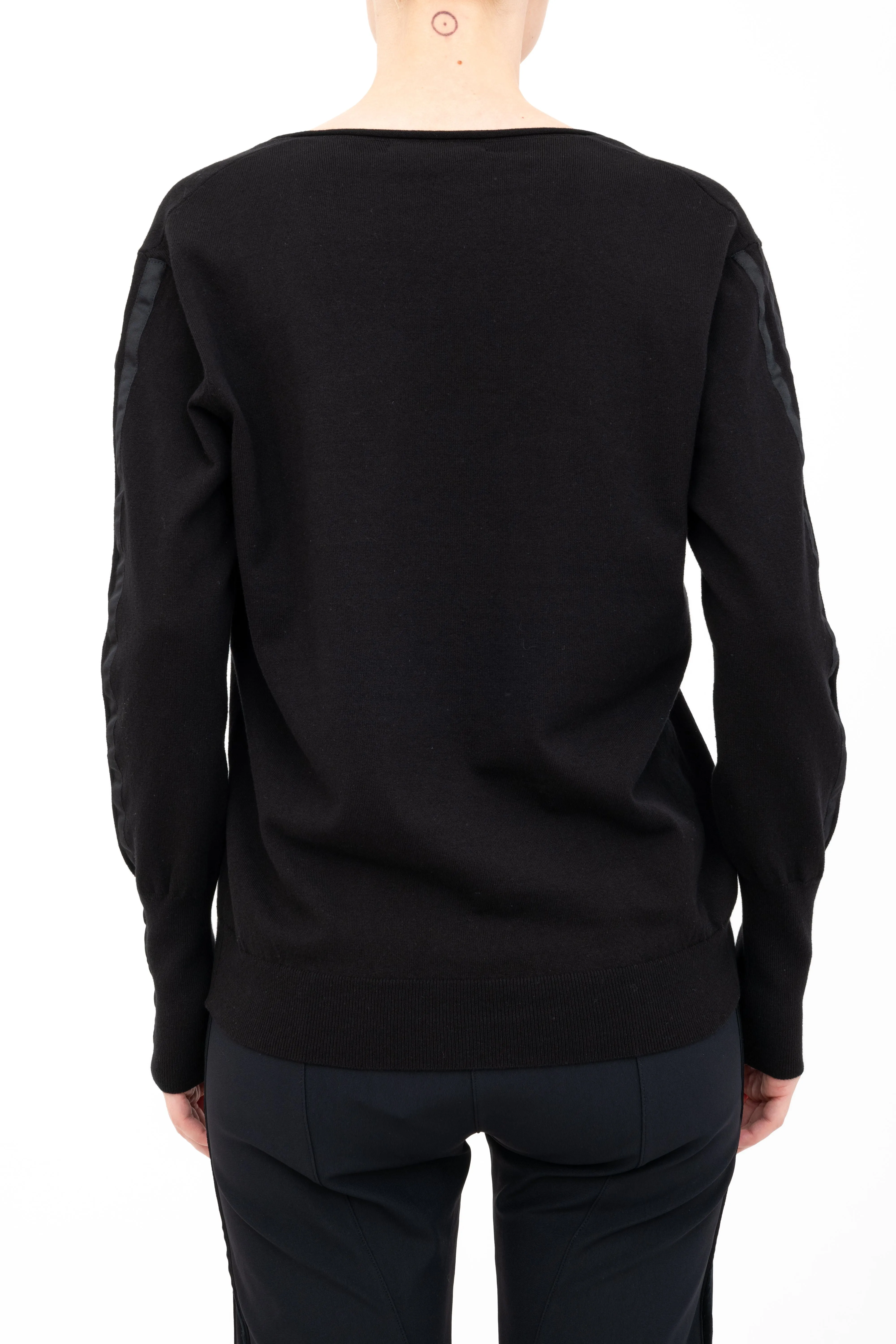 Cotton V Neck Knit Top with Grosgrain Tape - ALBAN H24
