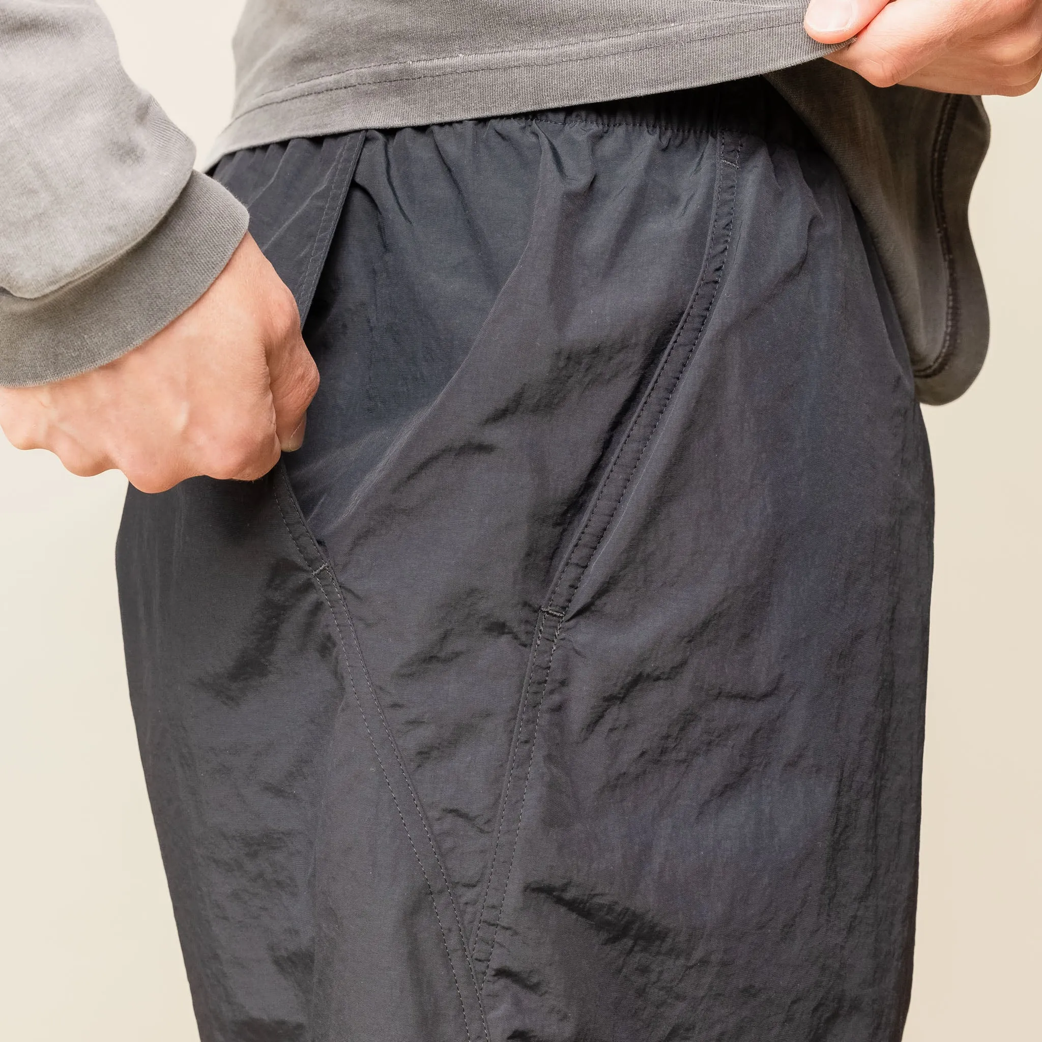 Goldwin - Wind Light Easy Shorts - Black