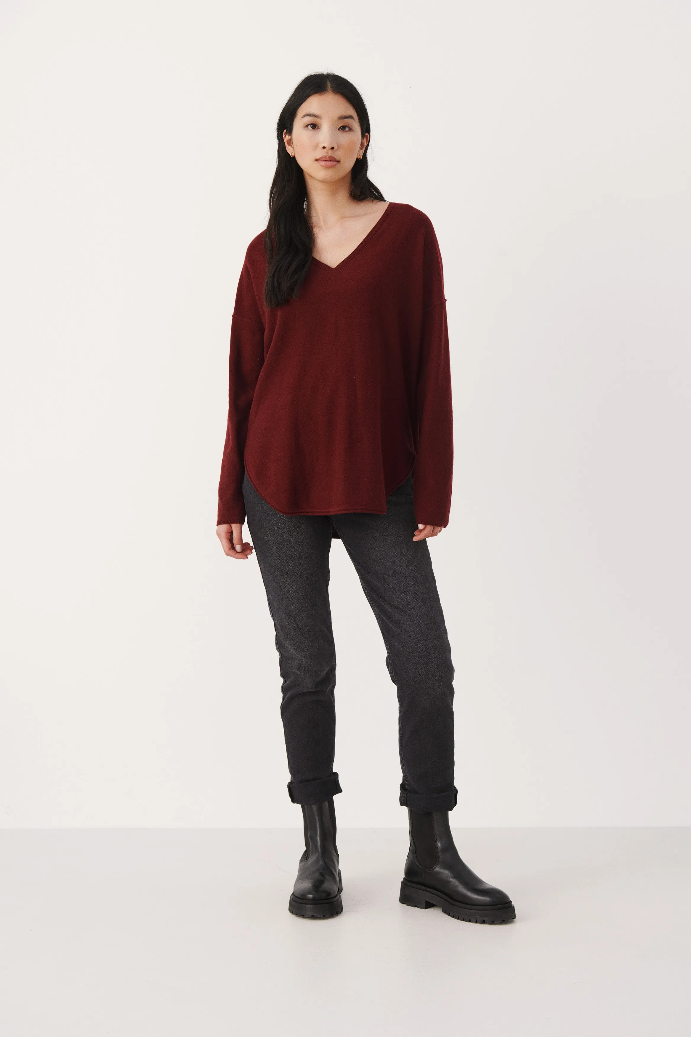 PT30304429 Iliviasa V-Neck Sweater