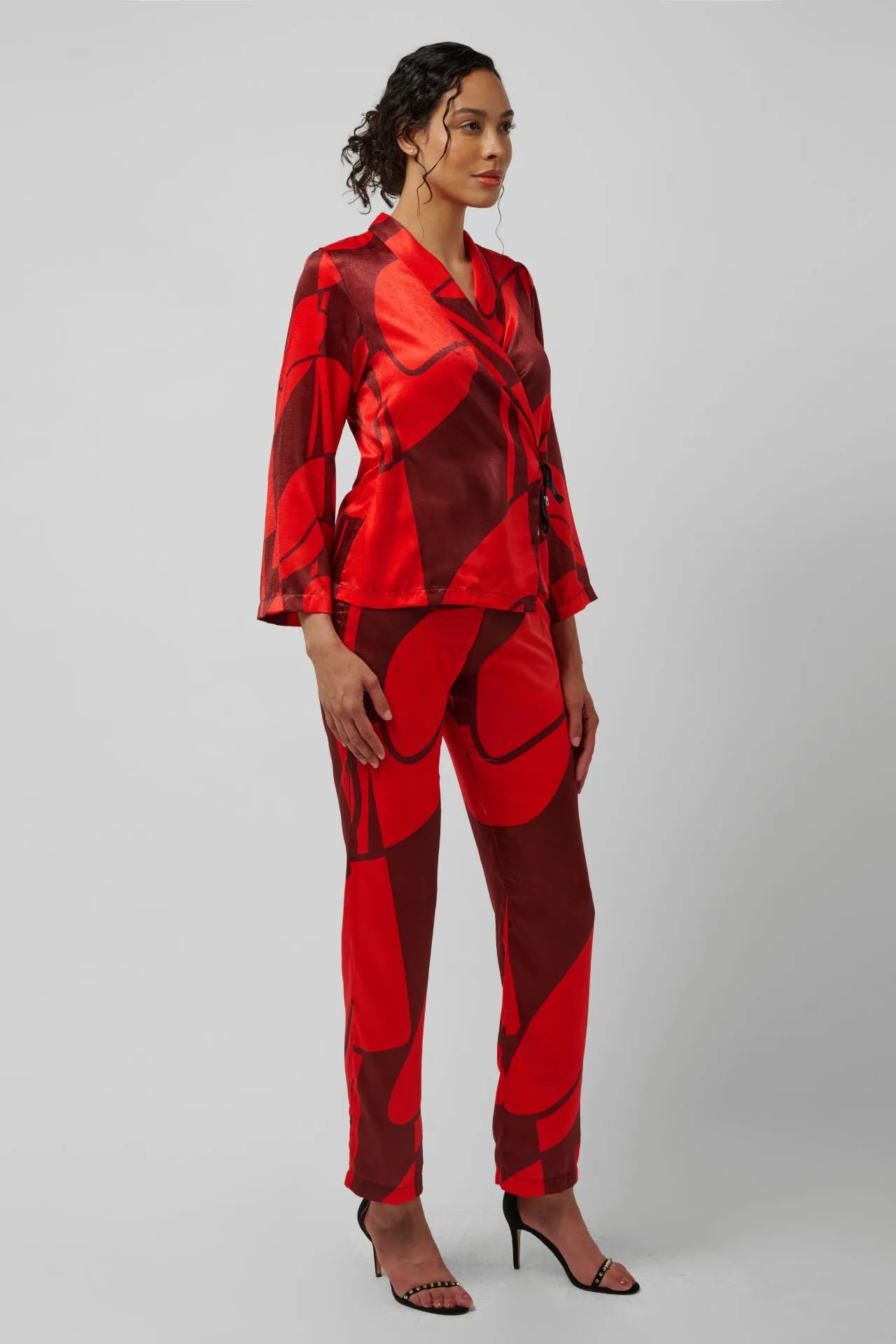 The Sharon Keyser Collection - Red Carpet Velvet Satin Wrap Blazer and Pants